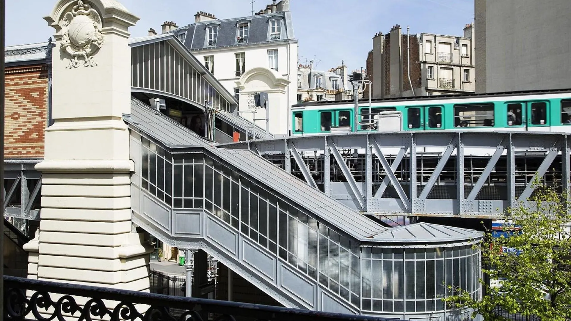 Aparthotel Eiffel Parigi
