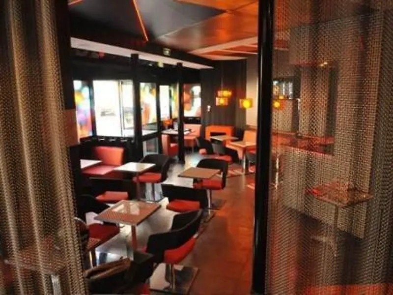 Aparthotel Eiffel Parigi