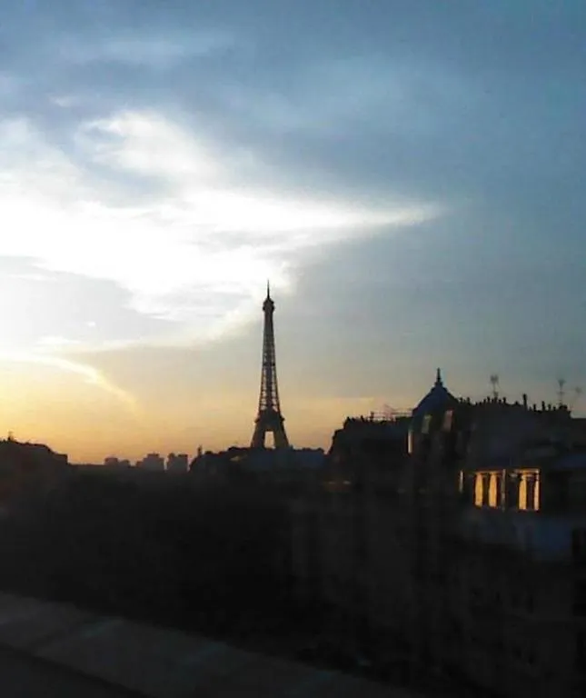 Aparthotel Eiffel 4*