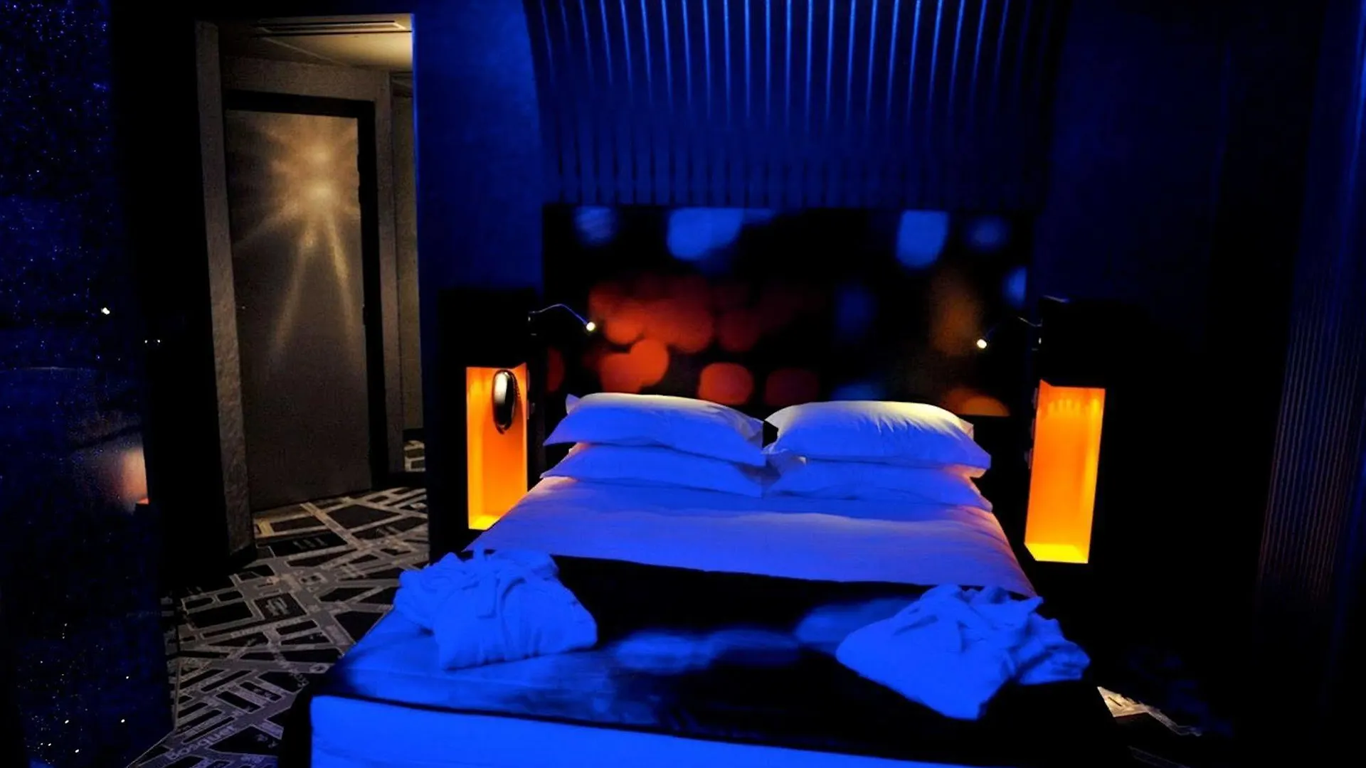 Eiffel Aparthotel Paris